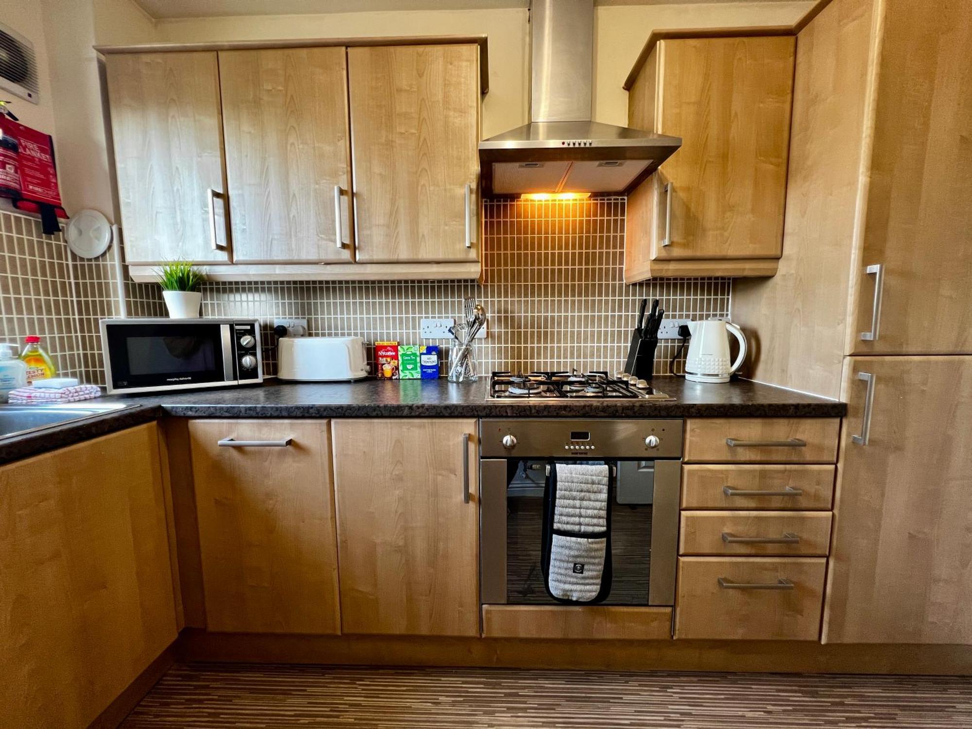 דירות גלאזגו Stylish Modern Flat With Juliet Balcony & Parking מראה חיצוני תמונה